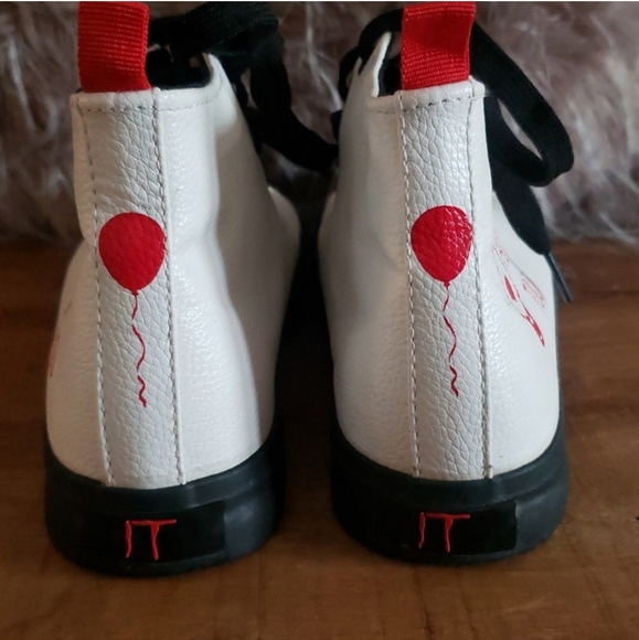 IT You'll Float Too Hi-Top Sneakers - Picture 4 of 14